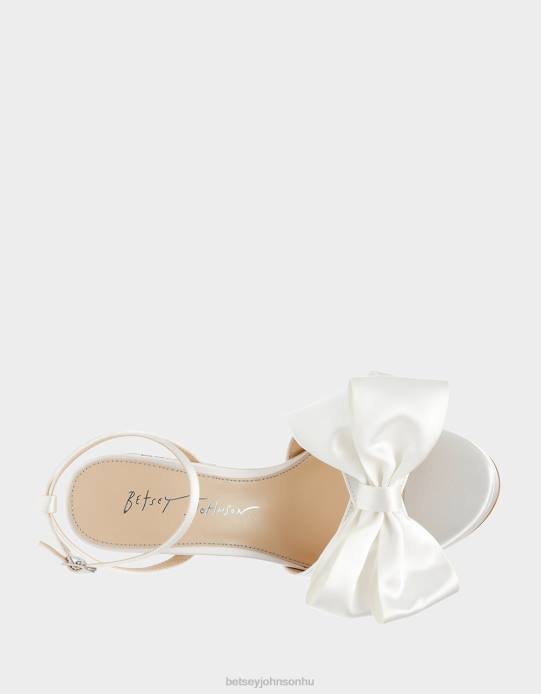 nők Betsey Johnson őrült elefántcsont cipő VFJ6S81