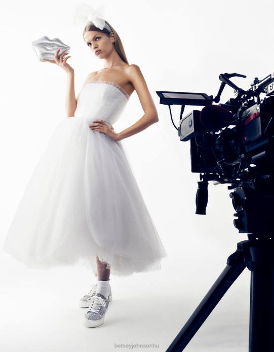 nők Betsey Johnson giccs olvasta ajkaim keresztben ezüst kiegészítők VFJ6S213